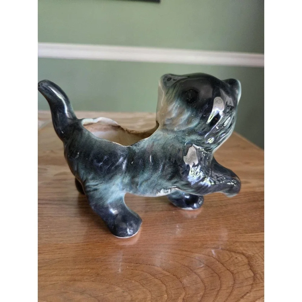 N/A vintage ceramic